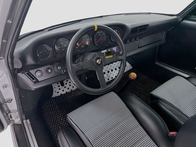 1984 Porsche 911  - 23055294 - 3