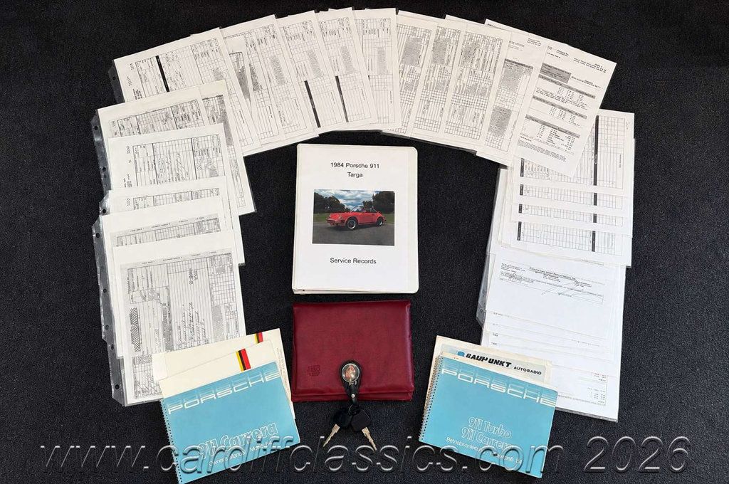 1984 Porsche 911 Carrera Targa  - 23071636 - 9
