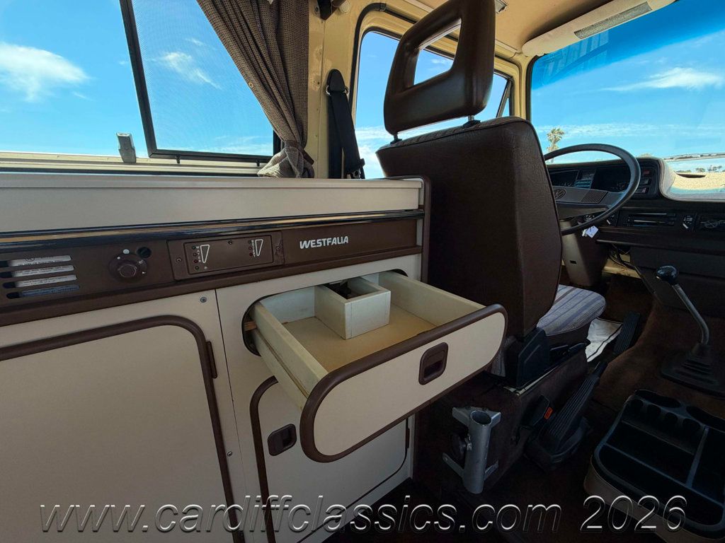 1984 Volkswagen Vanagon Westfalia Camper  - 23037142 - 89