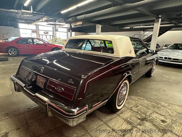 1985 Buick Riviera 2dr Coupe - 23052865 - 22