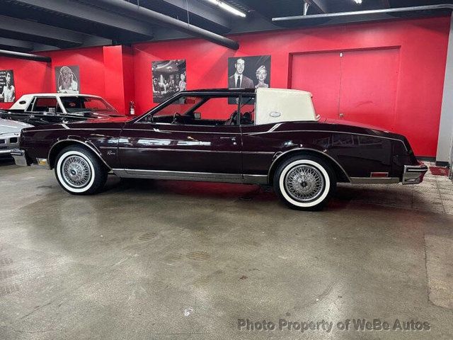 1985 Buick Riviera 2dr Coupe - 23052865 - 24
