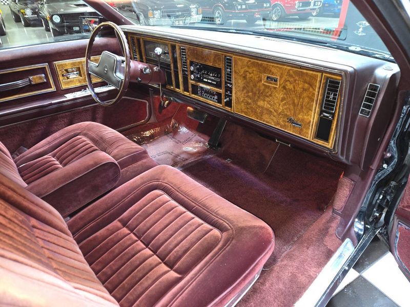 1985 Buick Riviera Base 2dr Coupe - 22941969 - 11