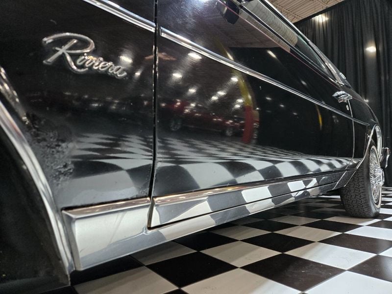 1985 Buick Riviera Base 2dr Coupe - 22941969 - 32