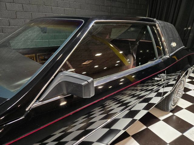 1985 Buick Riviera Base 2dr Coupe - 22941969 - 33