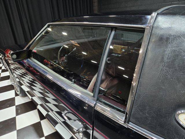 1985 Buick Riviera Base 2dr Coupe - 22941969 - 34