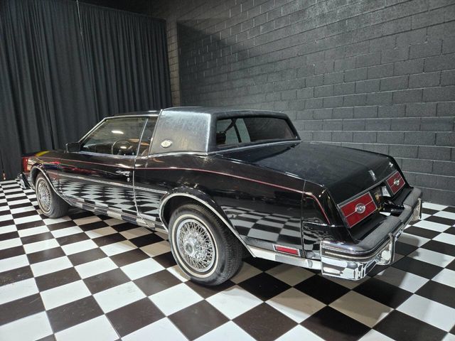 1985 Buick Riviera Base 2dr Coupe - 22941969 - 3
