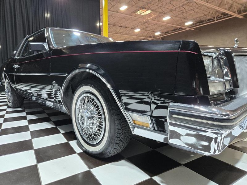 1985 Buick Riviera Base 2dr Coupe - 22941969 - 52