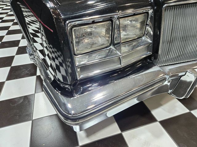 1985 Buick Riviera Base 2dr Coupe - 22941969 - 55