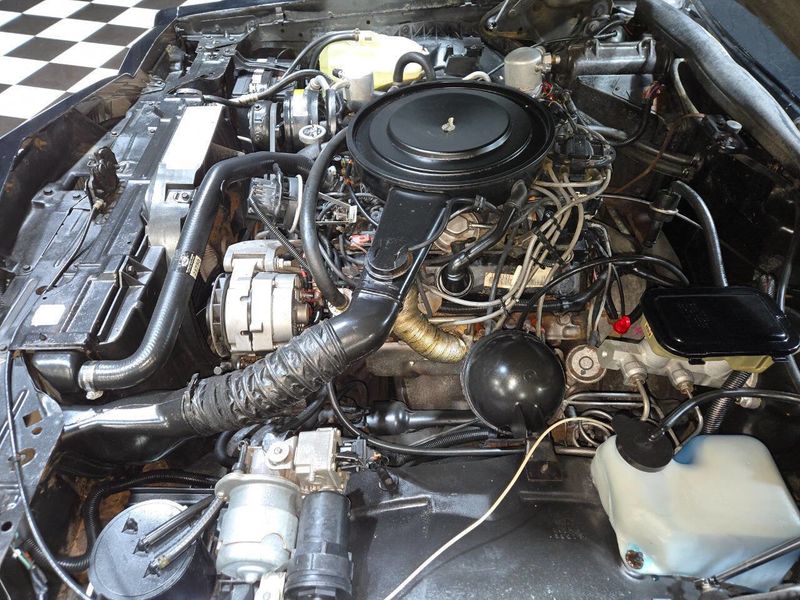 1985 Buick Riviera Base 2dr Coupe - 22941969 - 61