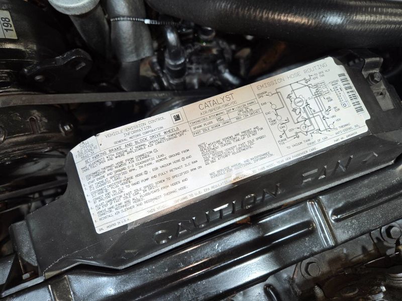 1985 Buick Riviera Base 2dr Coupe - 22941969 - 65