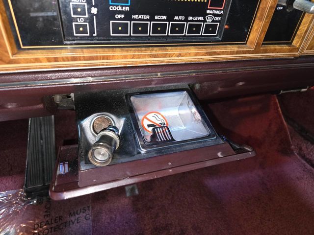 1985 Buick Riviera Base 2dr Coupe - 22941969 - 89