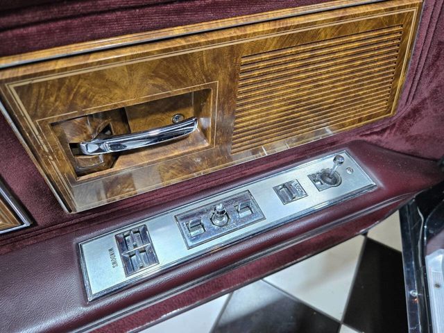 1985 Buick Riviera Base 2dr Coupe - 22941969 - 93