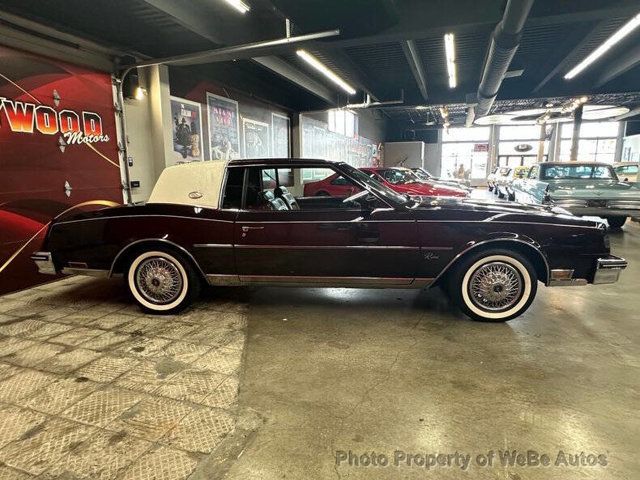 1985 Buick Riviera Base 2dr Coupe - 23052865 - 11