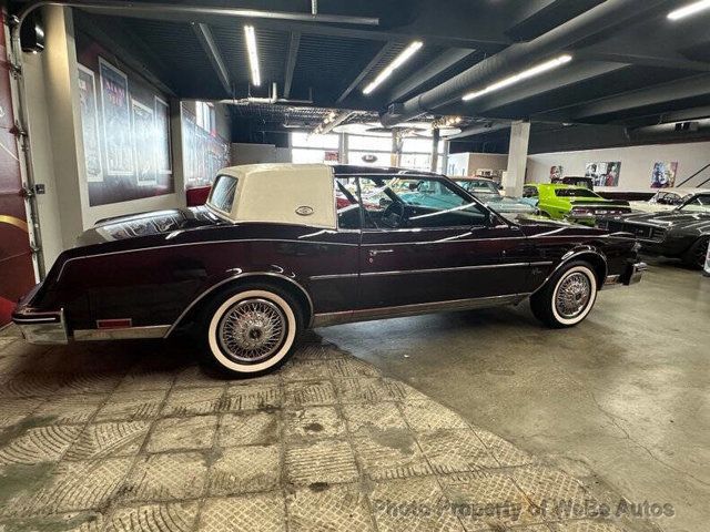 1985 Buick Riviera Base 2dr Coupe - 23052865 - 16
