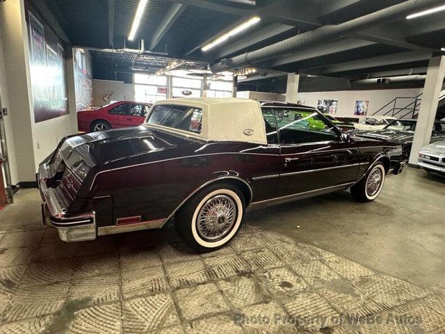 1985 Buick Riviera Base 2dr Coupe - 23052865 - 19
