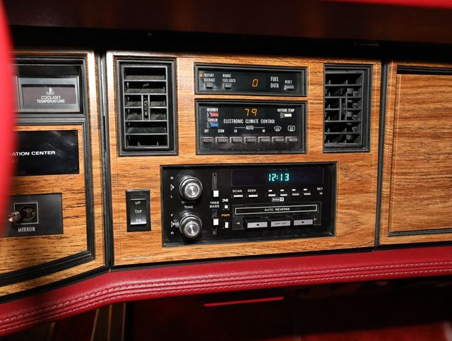 1985 Cadillac Eldorado Fun convertible - 23026717 - 64
