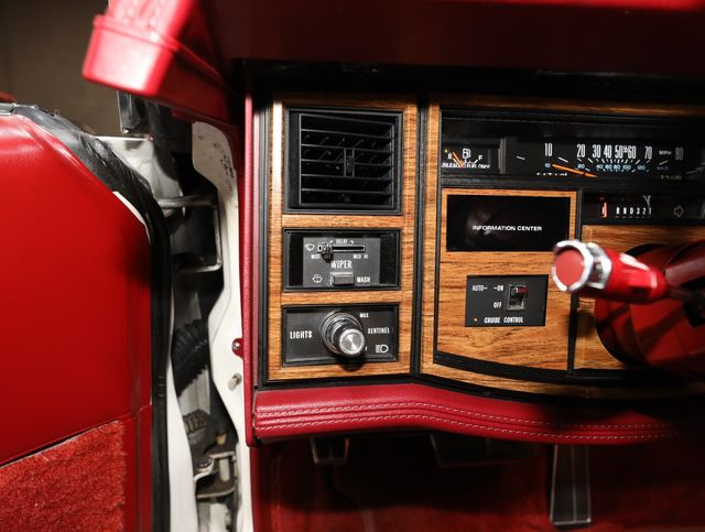 1985 Cadillac Eldorado Fun convertible - 23026717 - 66