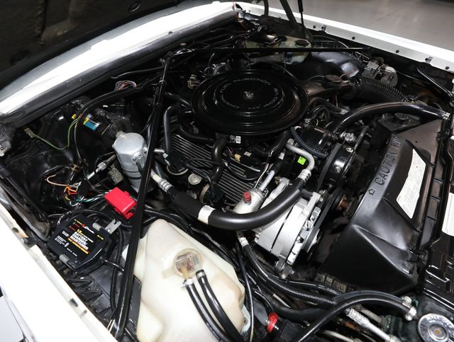 1985 Cadillac Eldorado Fun convertible - 23026717 - 86