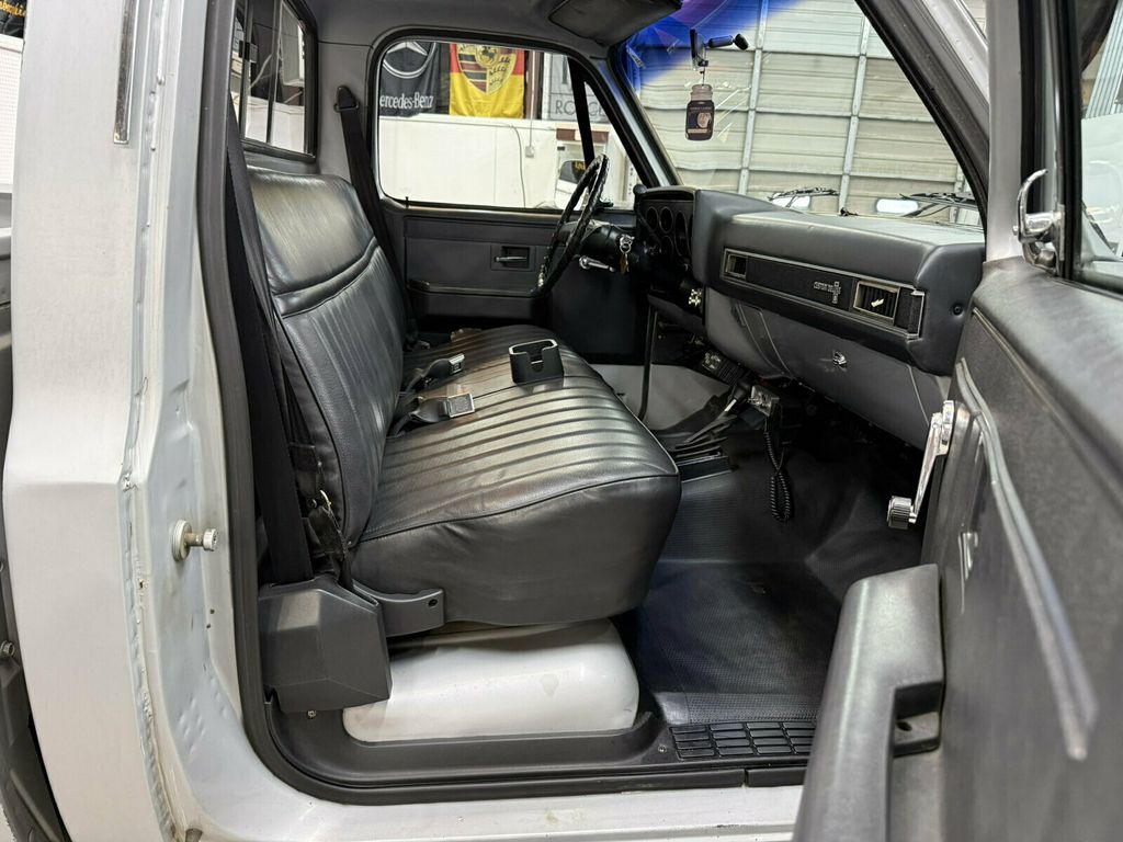 1985 Chevrolet K10 TN SINCE NEW/2 OWNER/PRO COMP LIFT/ONLY 50K MILES - 23076157 - 25