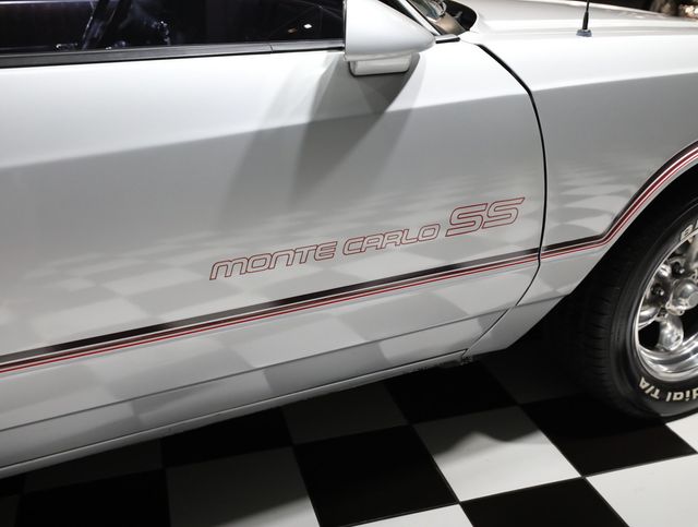 1985 Chevrolet Monte Carlo SS SUPER SPORT - BUCKETS - CONSOLE - 23012832 - 16