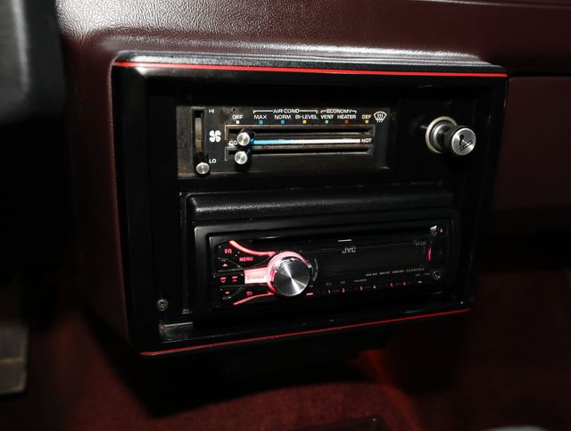1985 Chevrolet Monte Carlo SS SUPER SPORT - BUCKETS - CONSOLE - 23012832 - 51