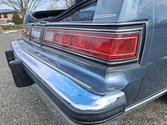 1985 Chrysler Fifth Avenue Base 4dr Sedan - 22997895 - 15