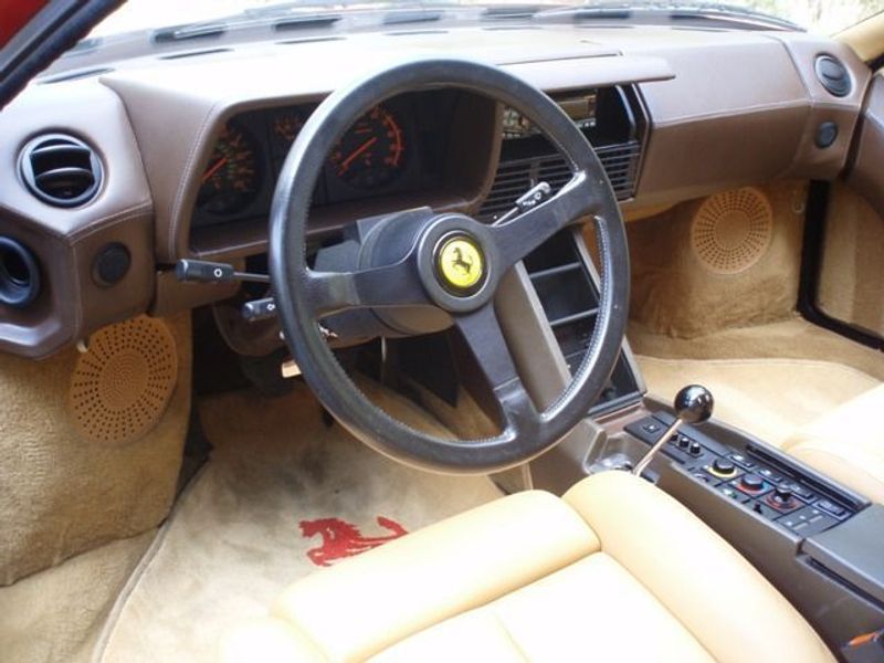 1985 Ferrari Testarossa Base Trim - 3987244 - 11