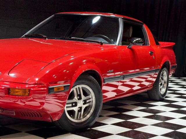 1985 Mazda RX-7 GSL - 5 SPEED - ONLY 2 OWNERS - 22956984 - 9