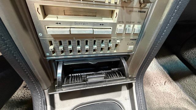 1985 Mazda RX-7 GSL - 5 SPEED - ONLY 2 OWNERS - 22956984 - 67