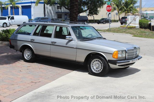 1985 Mercedes-Benz 280TE FACTORY FUEL INJECTED ESTATE WAGON WITH AC  - 21544925 - 15