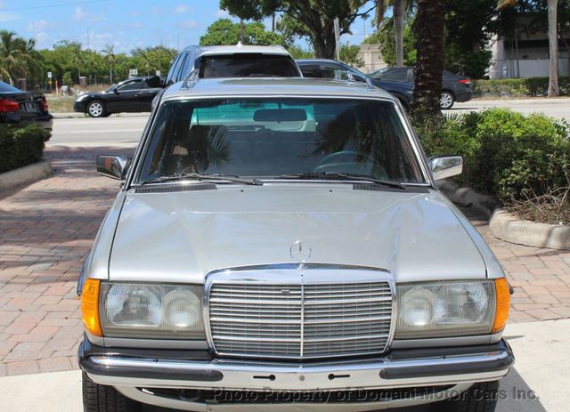 1985 Mercedes-Benz 280TE FACTORY FUEL INJECTED ESTATE WAGON WITH AC  - 21544925 - 16