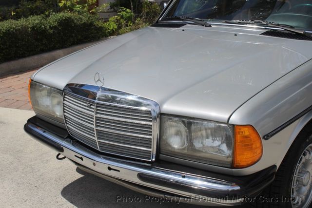 1985 Mercedes-Benz 280TE FACTORY FUEL INJECTED ESTATE WAGON WITH AC  - 21544925 - 4