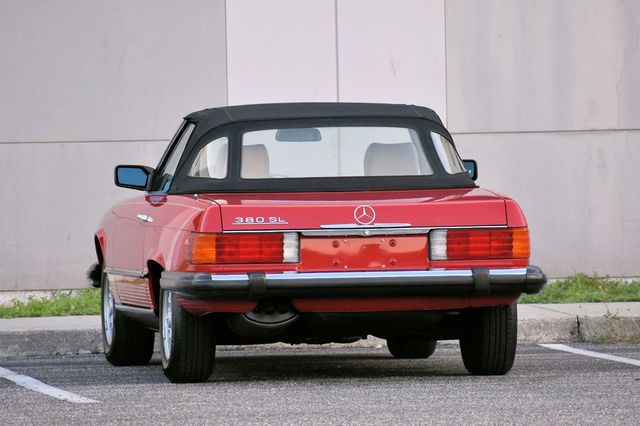 1985 Mercedes-Benz 380 SL Convertible W/Becker AM/FM/Cassette - 23073880 - 27