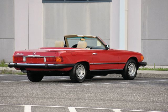 1985 Mercedes-Benz 380 SL Convertible W/Becker AM/FM/Cassette - 23073880 - 31