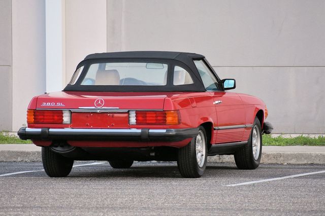 1985 Mercedes-Benz 380 SL Convertible W/Becker AM/FM/Cassette - 23073880 - 32