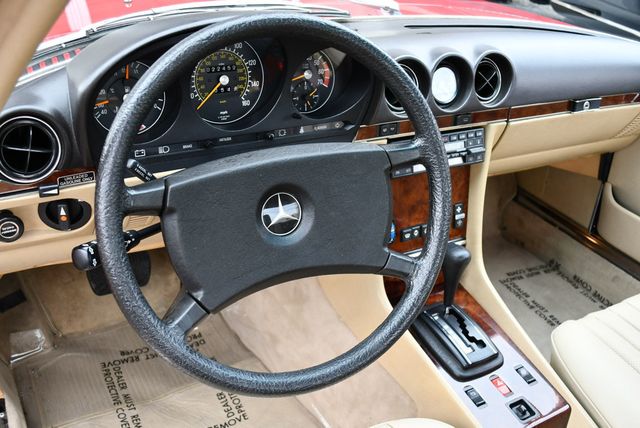 1985 Mercedes-Benz 380 SL Convertible W/Becker AM/FM/Cassette - 23073880 - 62
