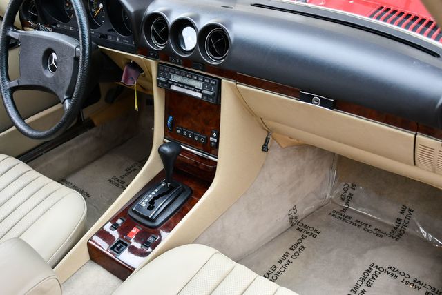 1985 Mercedes-Benz 380 SL Convertible W/Becker AM/FM/Cassette - 23073880 - 72