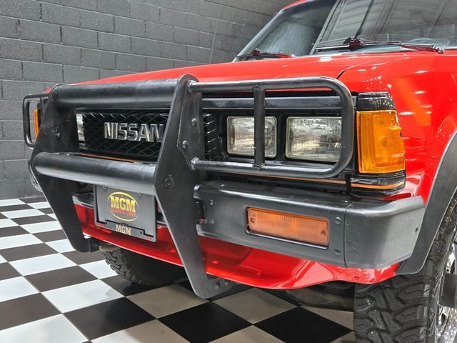 1985 Nissan Pickup Deluxe - 4 owner - 4WD - 23015635 - 17