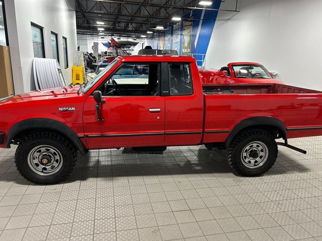 1985 Nissan Pickup Deluxe - 4 owner - 4WD - 23015635 - 1