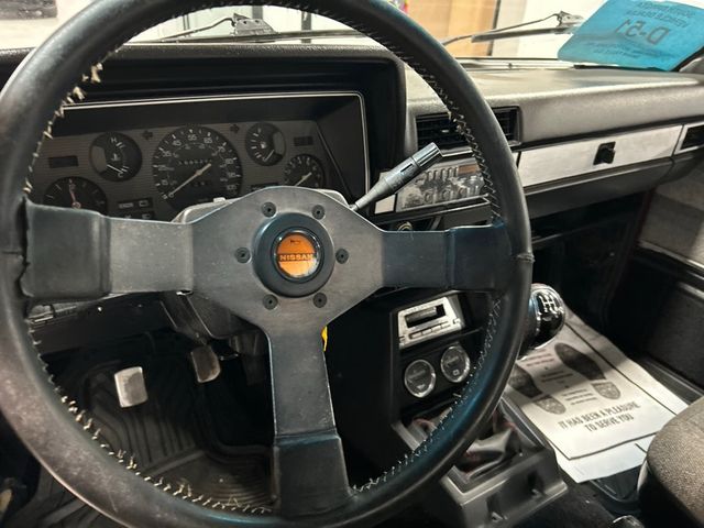 1985 Nissan Pickup Deluxe - 4 owner - 4WD - 23015635 - 4