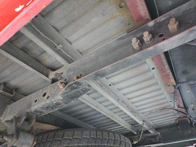 1985 Nissan Pickup Deluxe - 4 owner - 4WD - 23015635 - 53