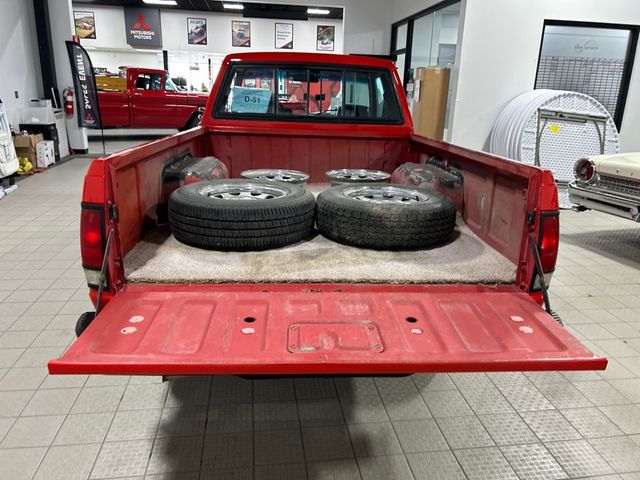 1985 Nissan Pickup Deluxe - 4 owner - 4WD - 23015635 - 5