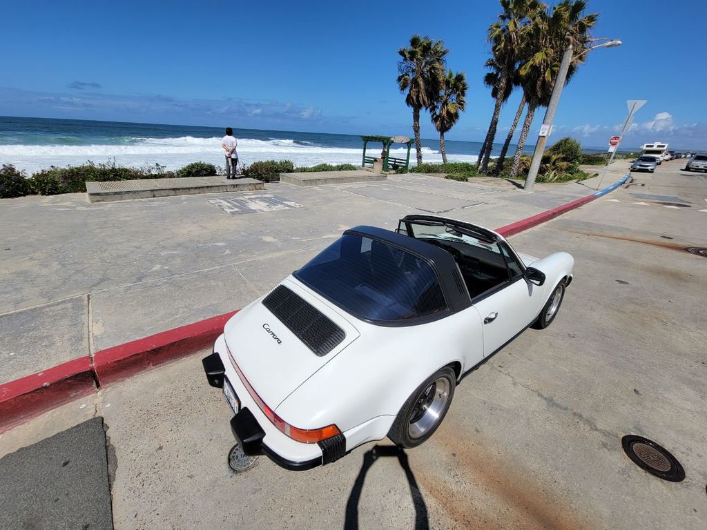 1985 Porsche 911 CARRERA TARGA, 5 SPEED MANUAL! - 21854789 - 10