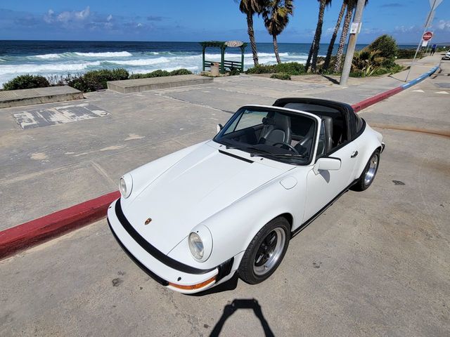 1985 Porsche 911 CARRERA TARGA, 5 SPEED MANUAL! - 21854789 - 13