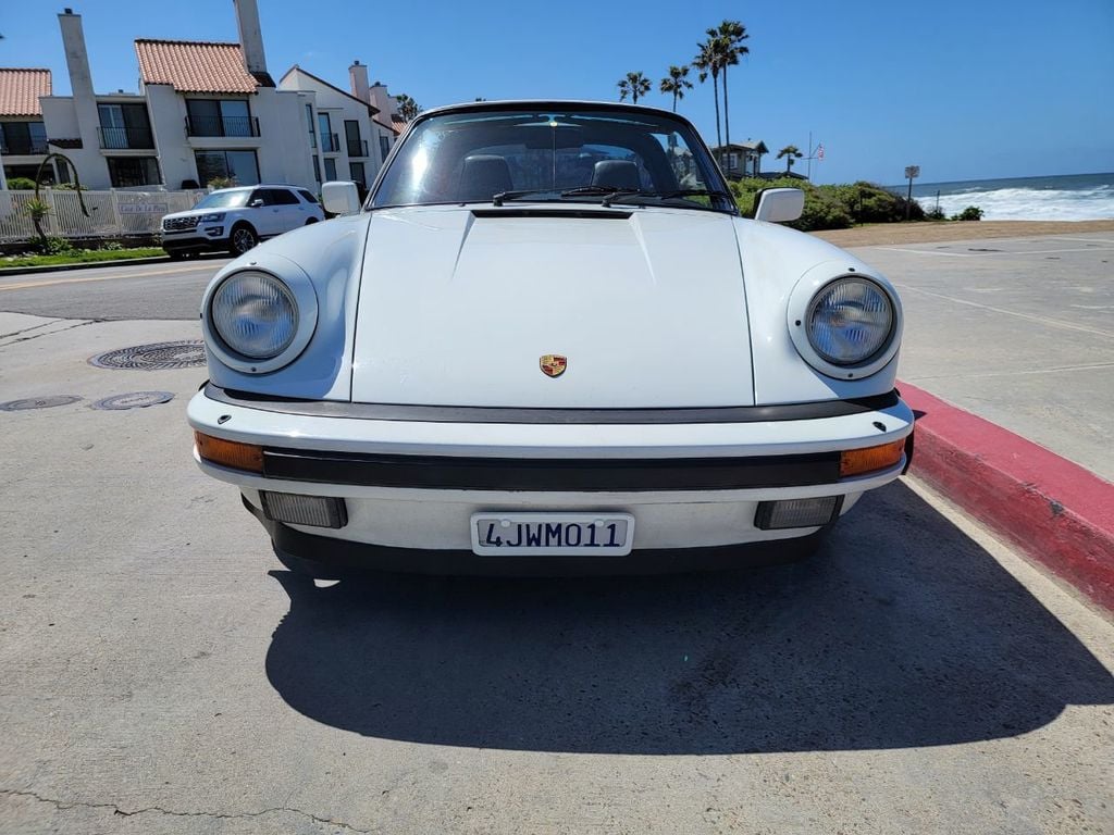 1985 Porsche 911 CARRERA TARGA, 5 SPEED MANUAL! - 21854789 - 2