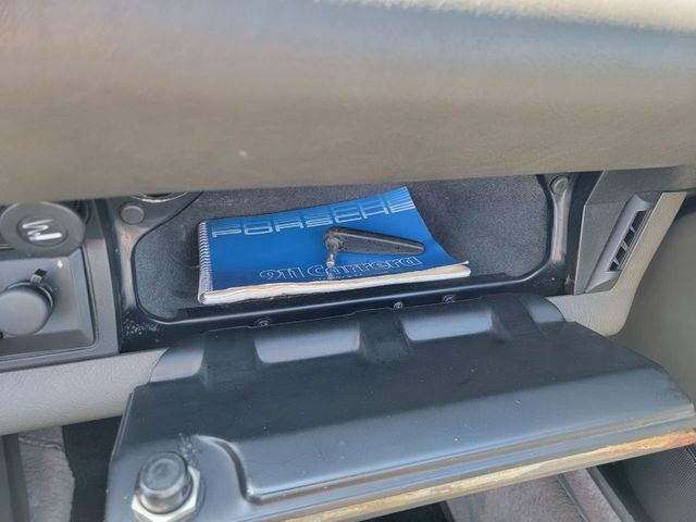 1985 Porsche 911 CARRERA TARGA, 5 SPEED MANUAL! - 21854789 - 37