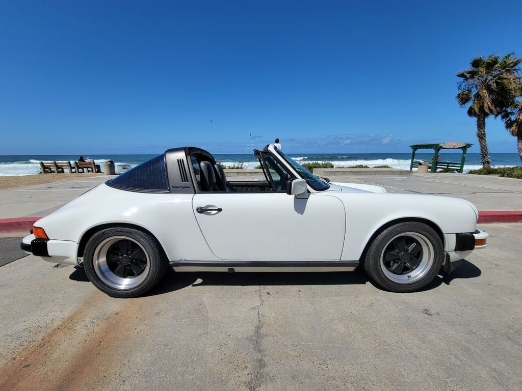 1985 Porsche 911 CARRERA TARGA, 5 SPEED MANUAL! - 21854789 - 3