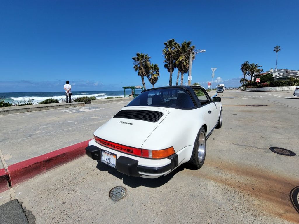 1985 Porsche 911 CARRERA TARGA, 5 SPEED MANUAL! - 21854789 - 4