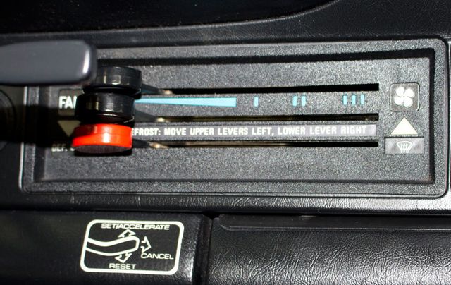 1985 Porsche 911 CARRERA TARGA - 17163398 - 16