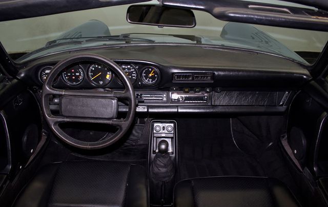 1985 Porsche 911 CARRERA TARGA - 17163398 - 18